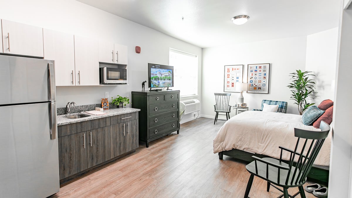 Studio Apartment